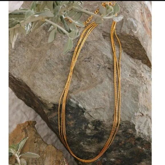 NEW Layered Gold Chain Choker Necklace - Picture 3 of 13